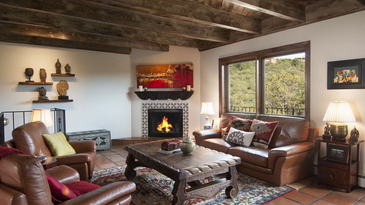 Photo of Livingroom in North Hills