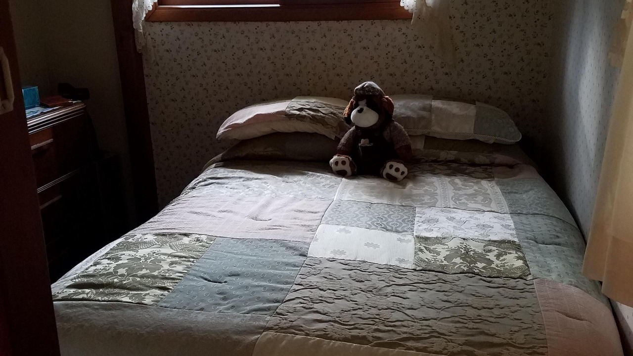 Photo of Bedroom in Sturgeon Lake