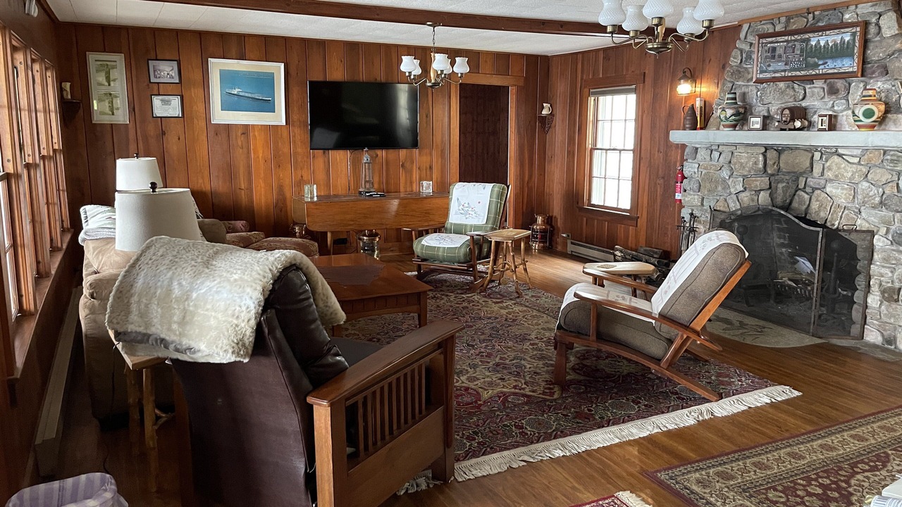 Photo of Bedroom in Town of Chesterfield