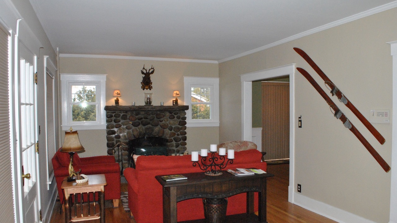 Photo of Livingroom in Hillcrest
