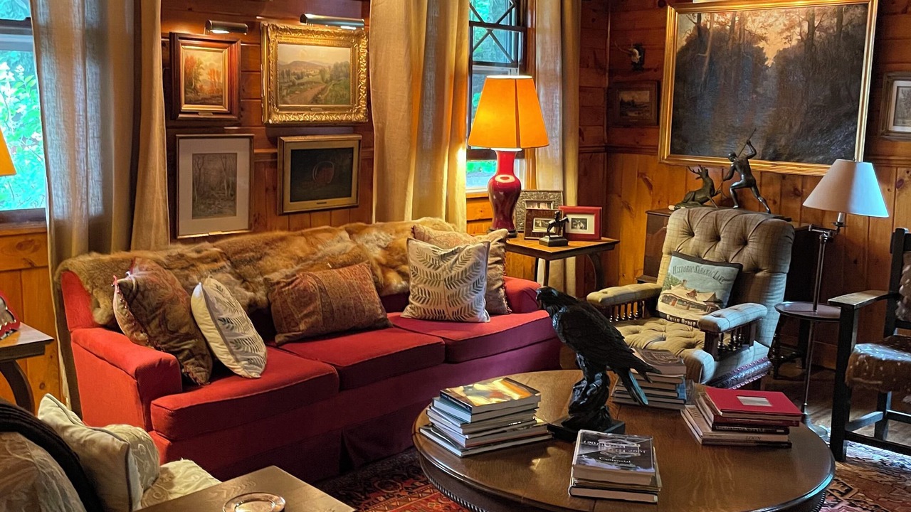 Photo of Livingroom in Tupper Lake