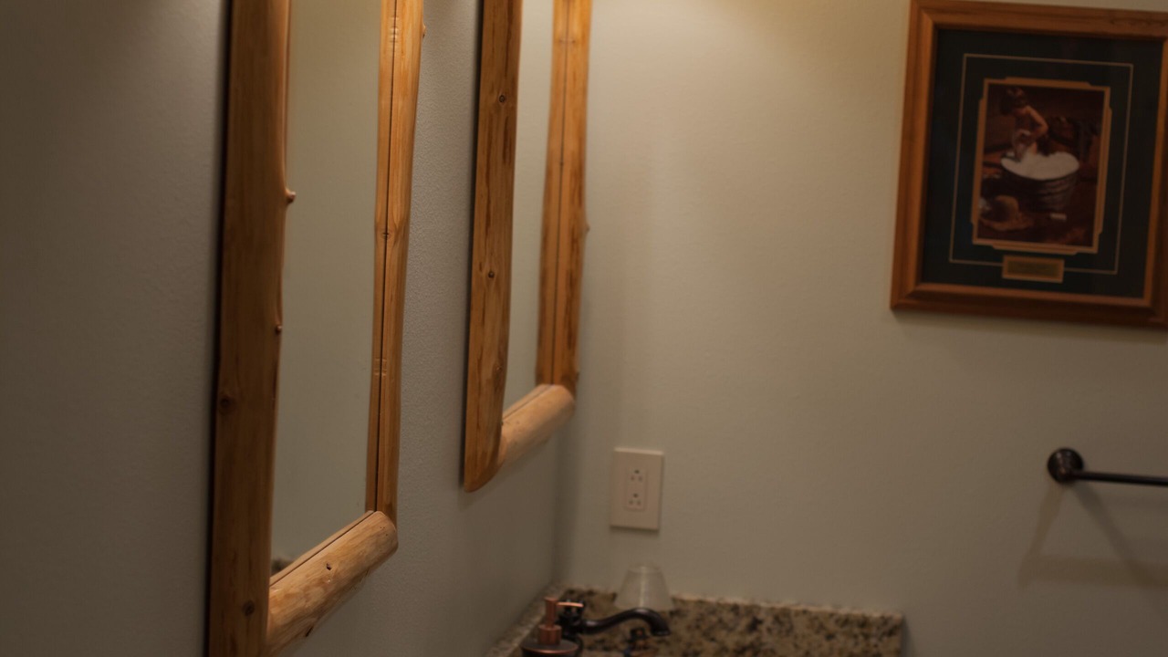 Photo of Bathroom in Eldorado