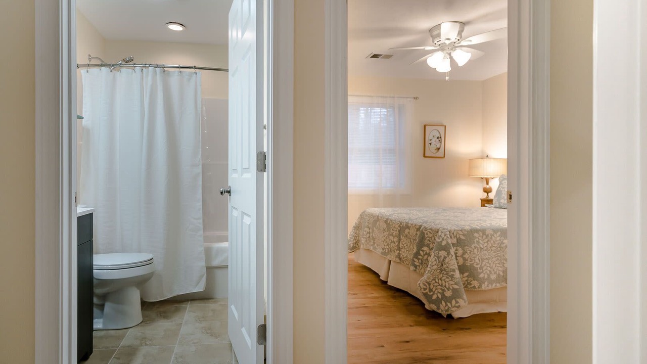 Photo of Bathroom in Kendall