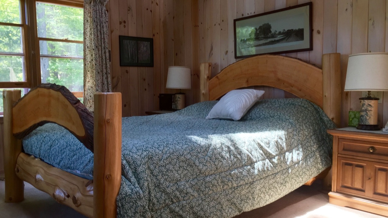 Photo of Bedroom in Silver Bay