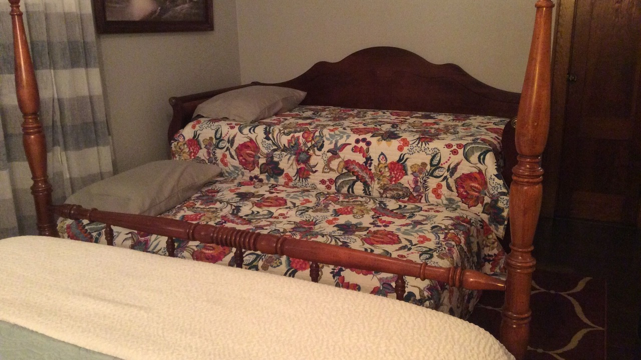 Photo of Bedroom in Booth