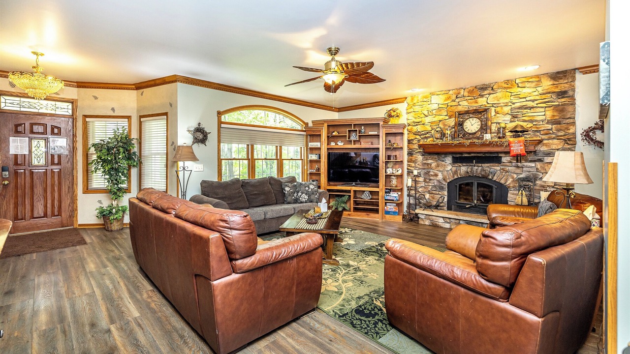 Photo of Livingroom in Black River Falls