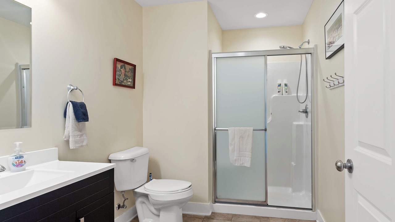 Photo of Bathroom in Kendall