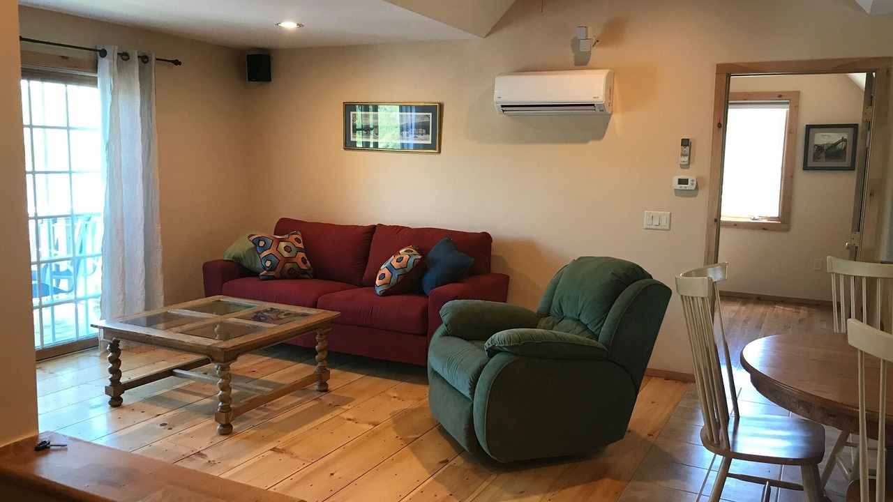Photo of Livingroom in Hinsdale