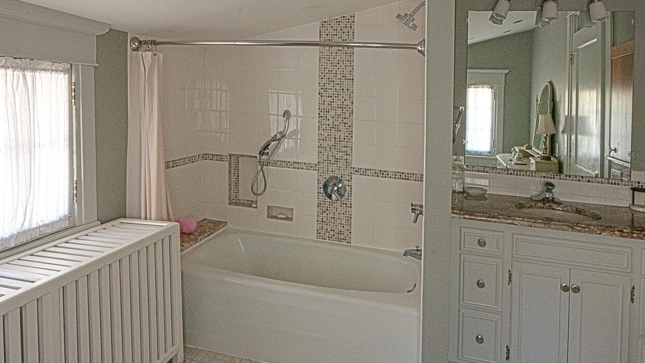 Photo of Bathroom in Deephaven