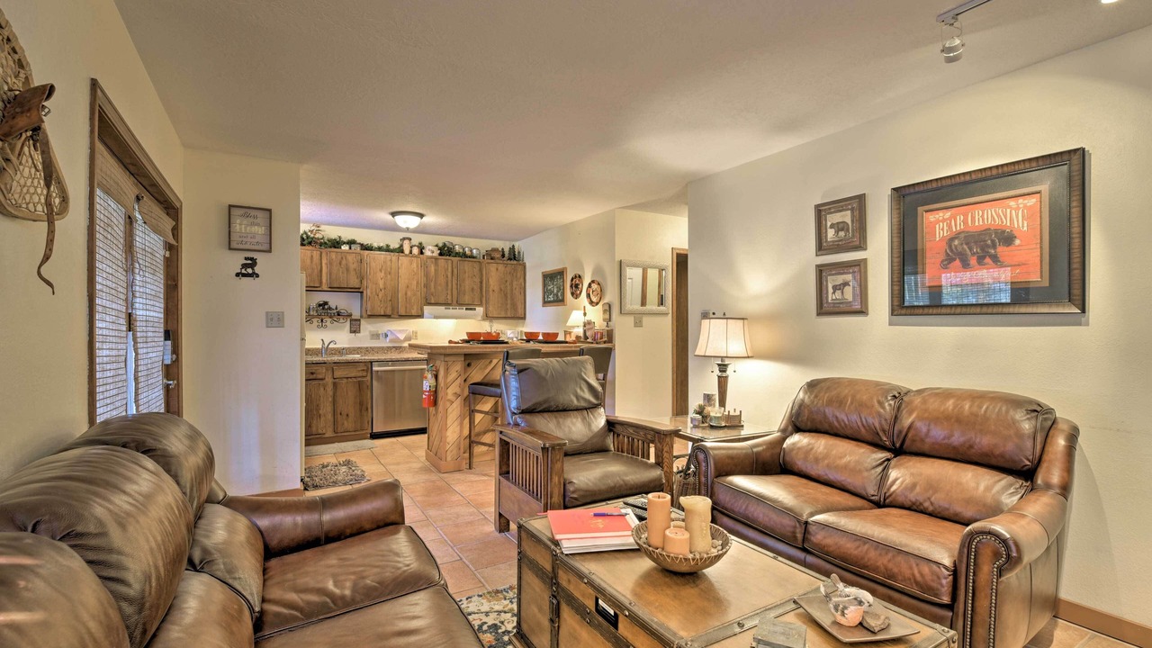 Photo of Livingroom in Angel Fire