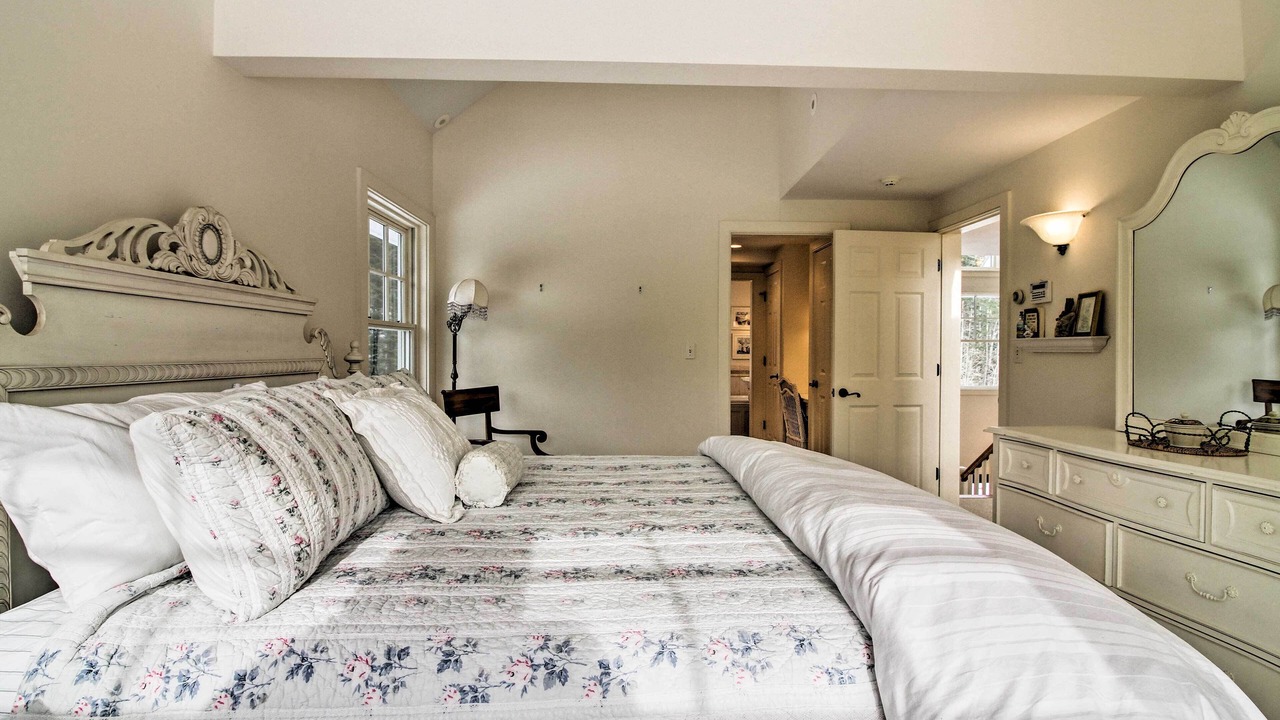 Photo of Bedroom in Winhall