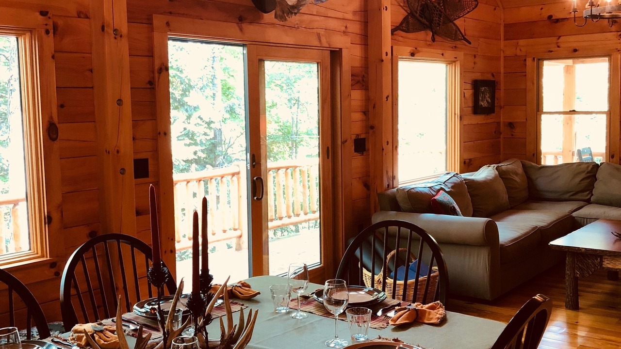 Photo of Bedroom in Campton Hollow