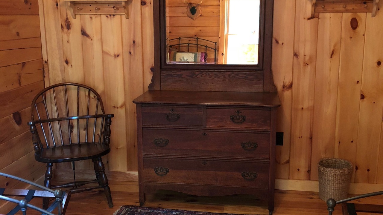 Photo of Bedroom in Campton Hollow