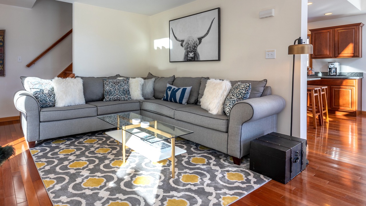 Photo of Livingroom in Bridgewater Corners