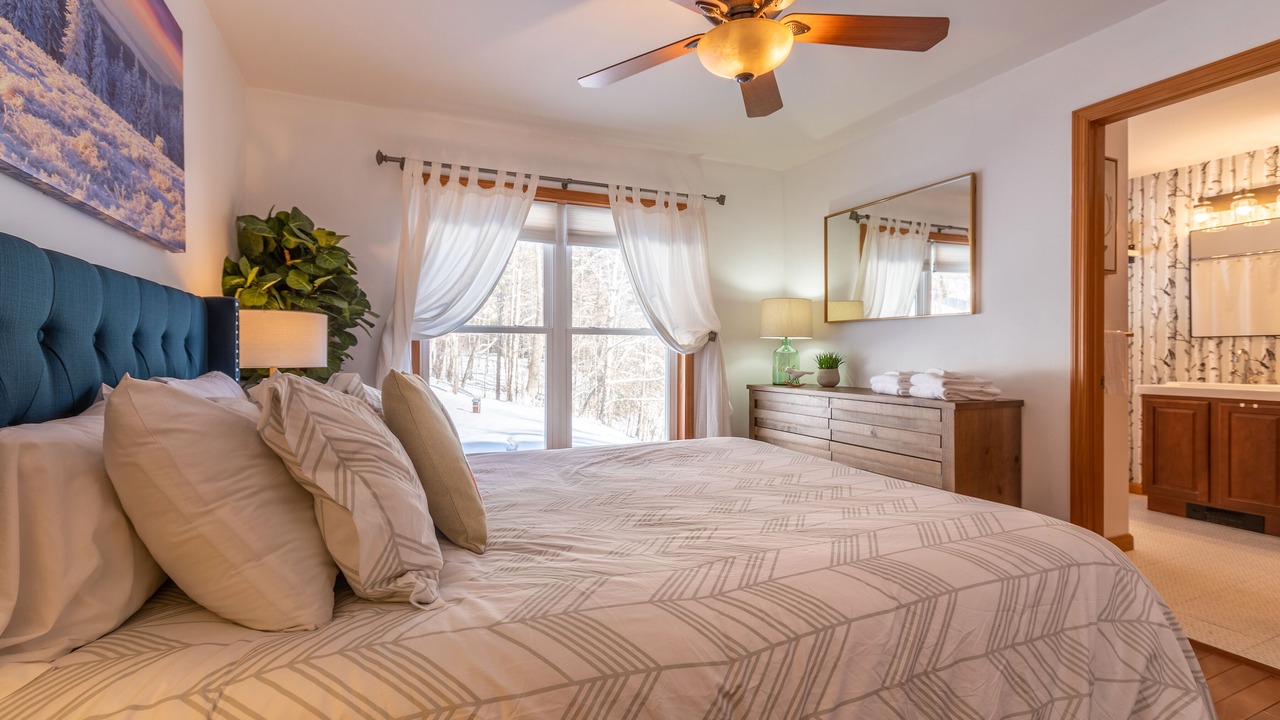 Photo of Bedroom in Bridgewater Corners