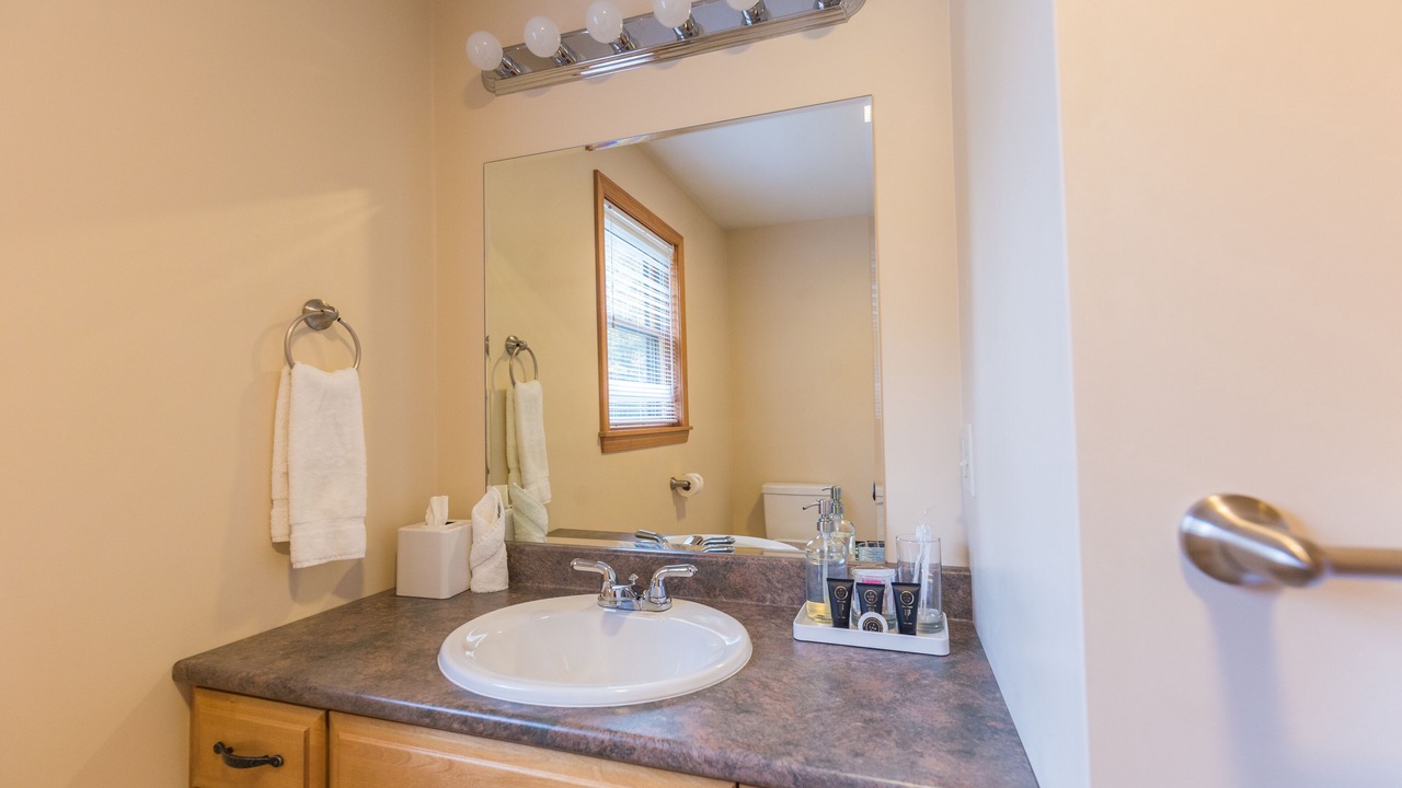Photo of Bathroom in Jay