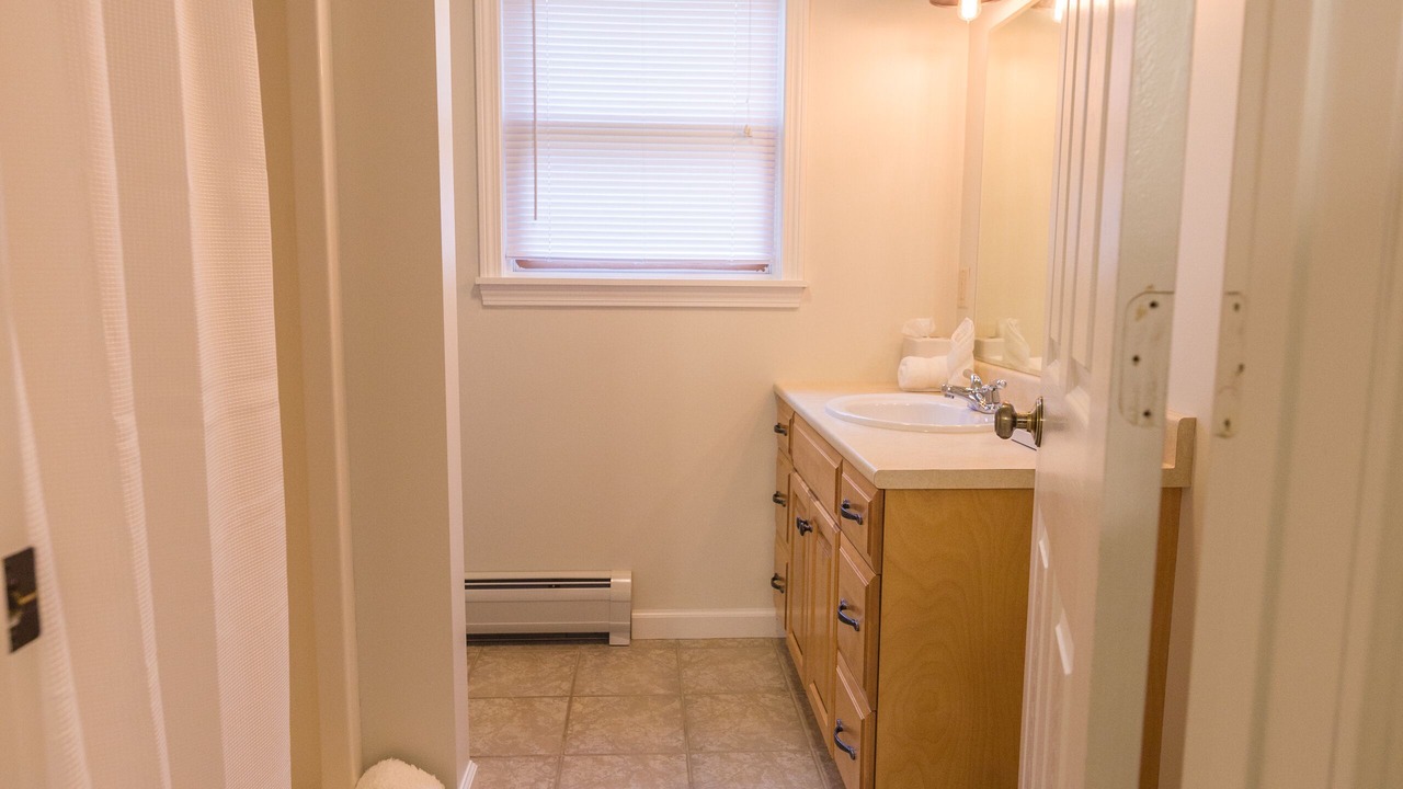 Photo of Bathroom in Jay
