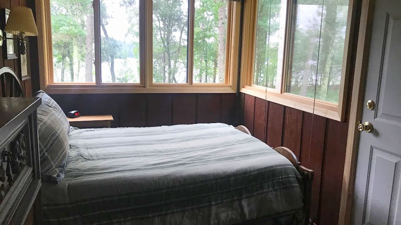 Photo of Bedroom in Minong
