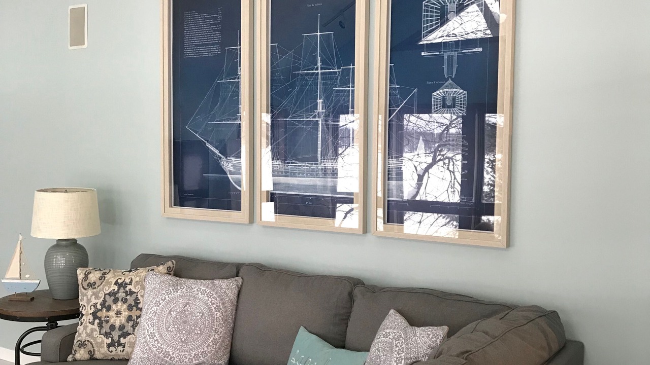 Photo of Livingroom in Paw Paw