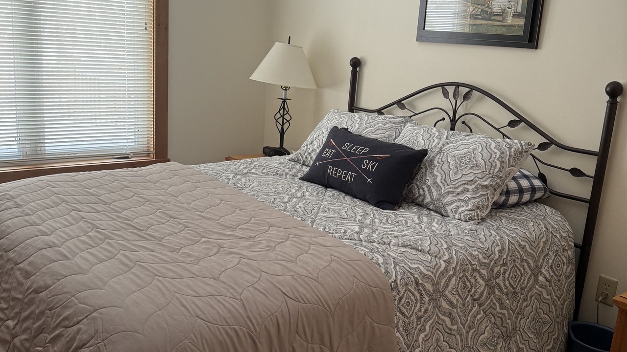 Photo of Bedroom in North Troy