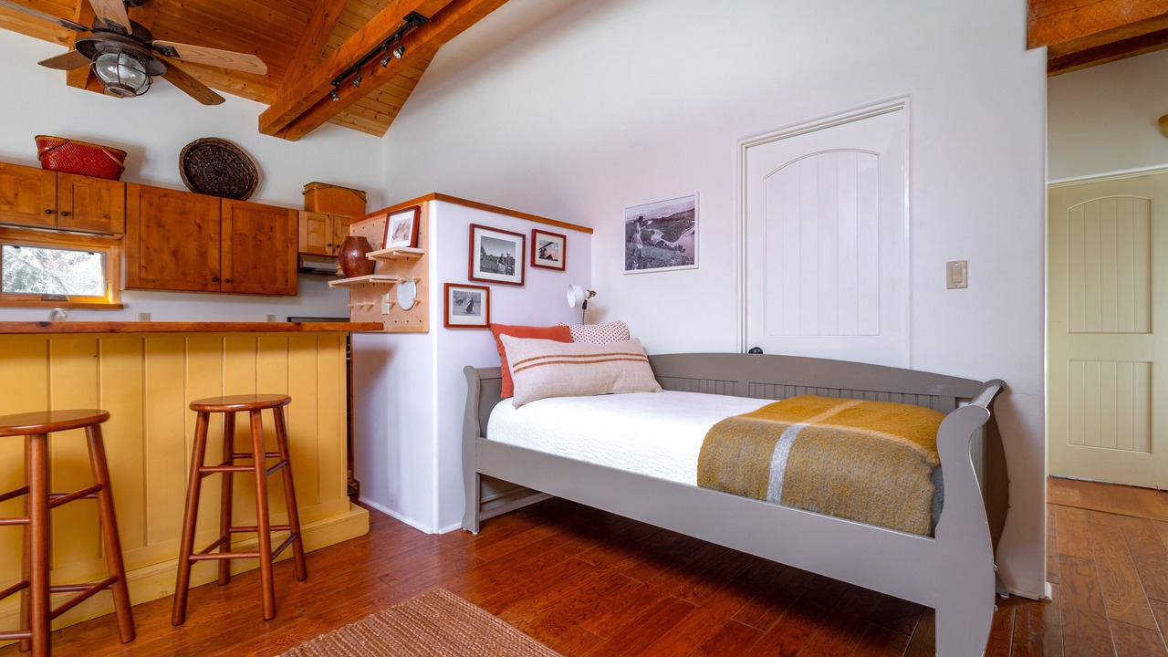 Photo of Bedroom in Dixon