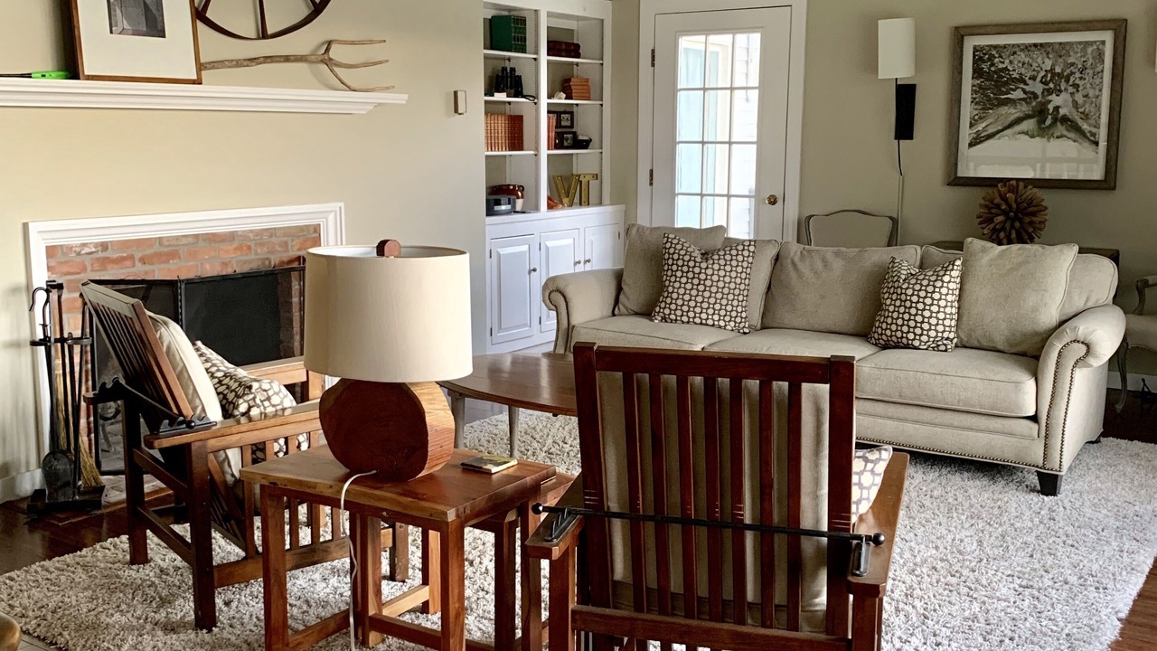 Photo of Livingroom in West Hartford