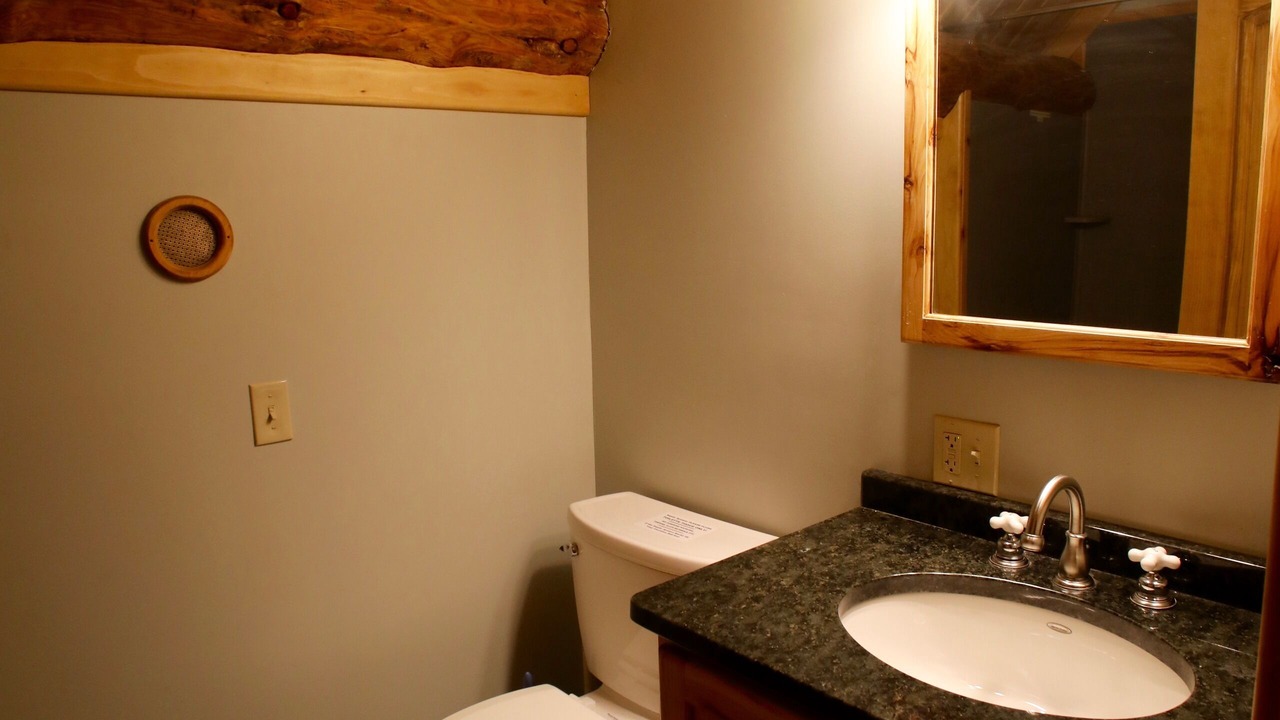 Photo of Bathroom in North Pole