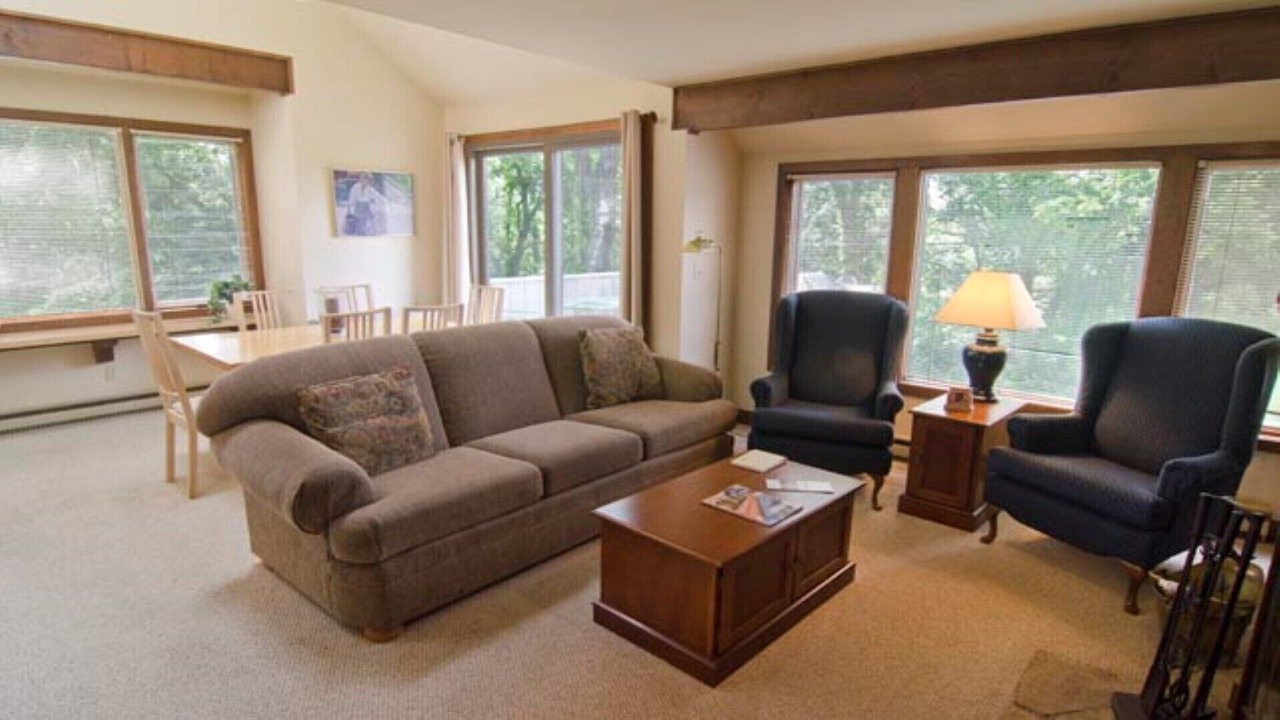 Photo of Livingroom in The Galena Territory