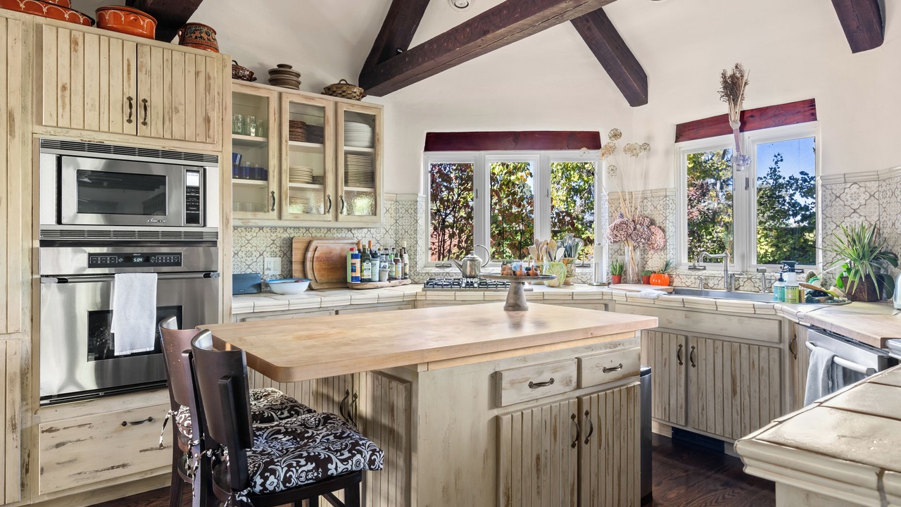 Photo of Kitchen in Historic Eastside