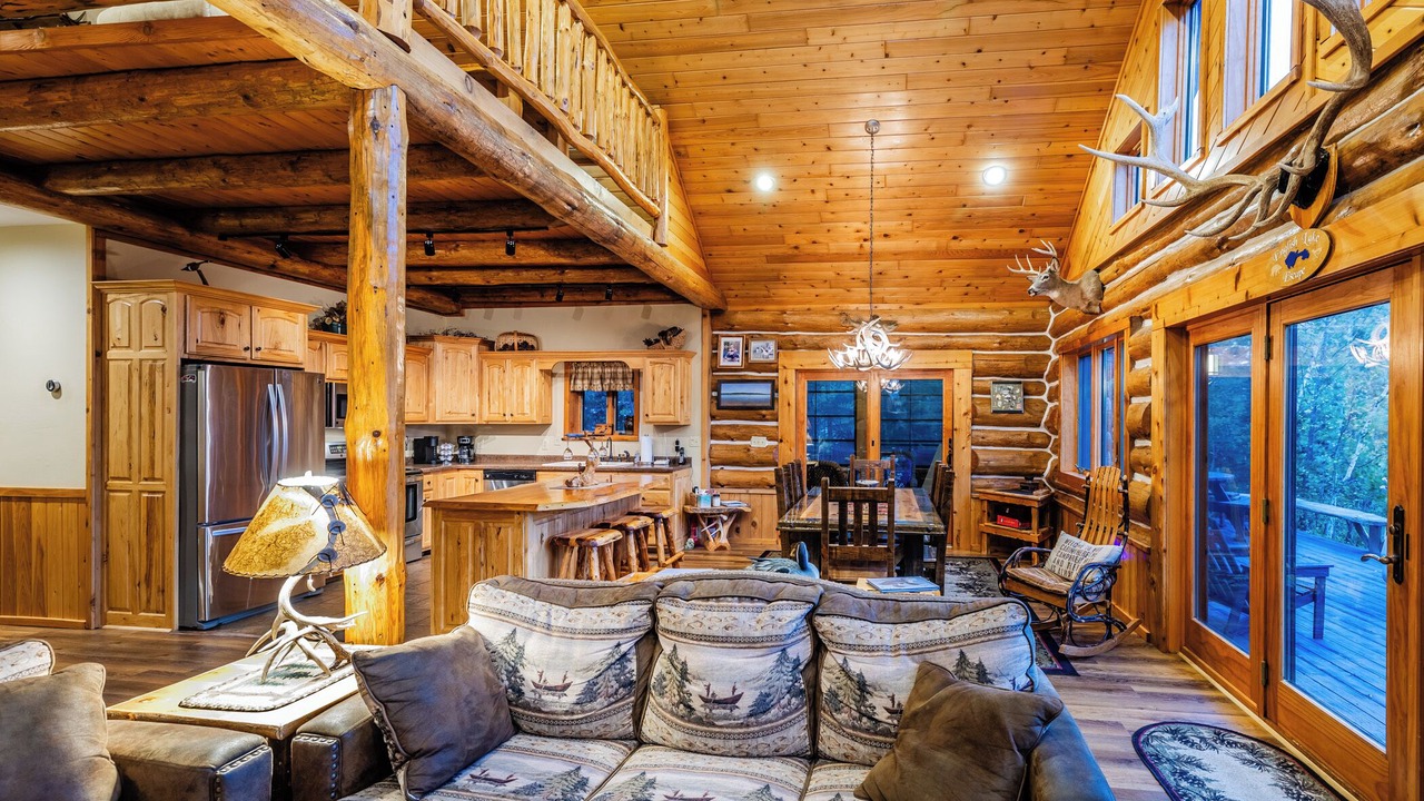 Photo of Livingroom in Mellen