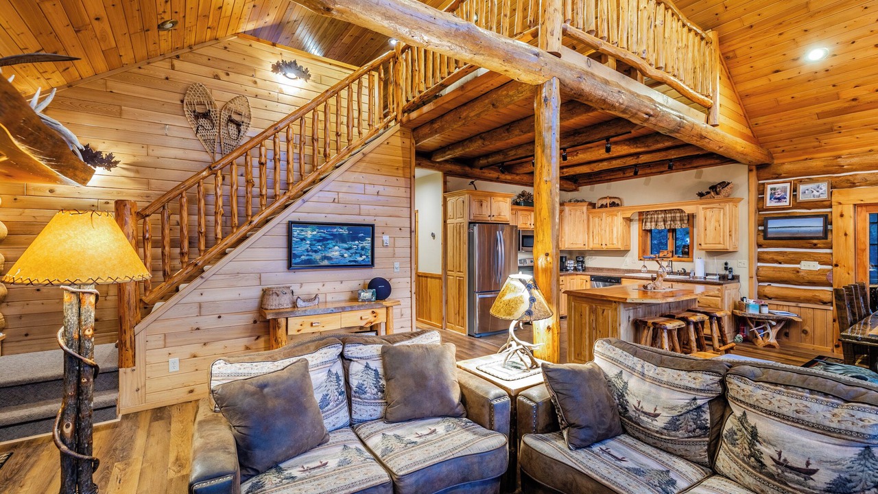 Photo of Livingroom in Mellen