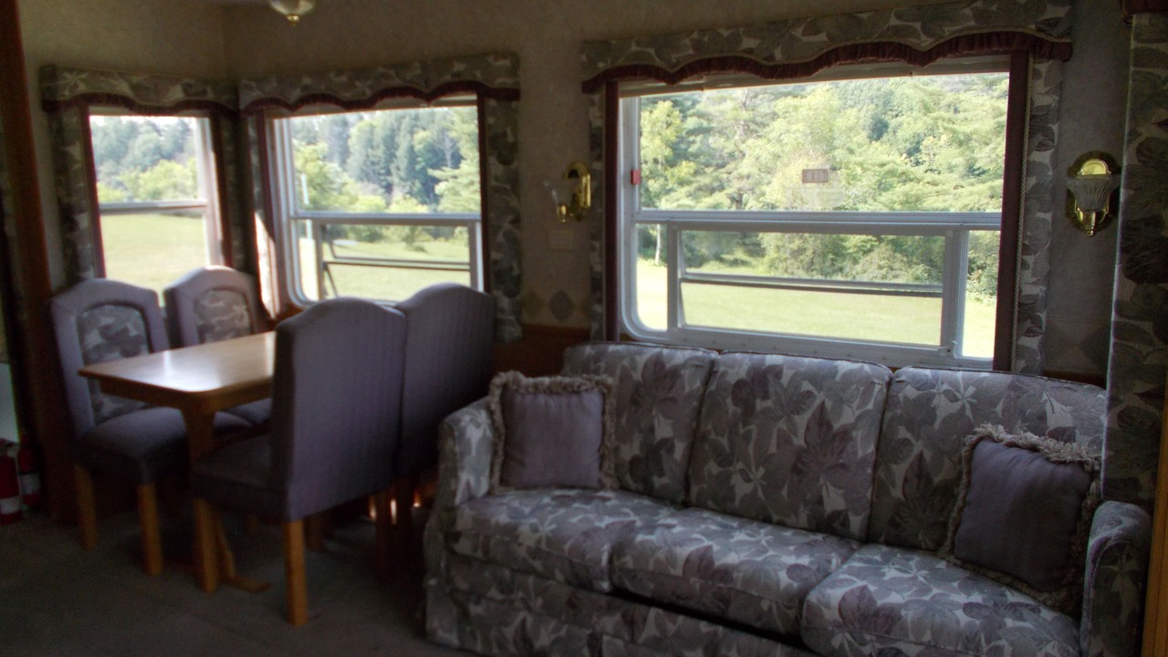 Photo of Livingroom in Monroe