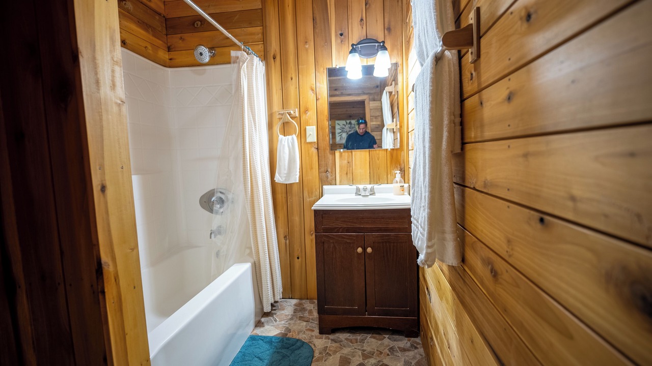 Photo of Bathroom in Hico