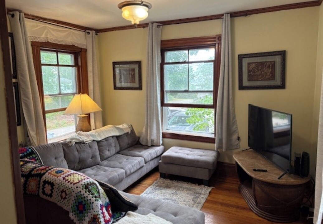 Photo of Livingroom in York Beach