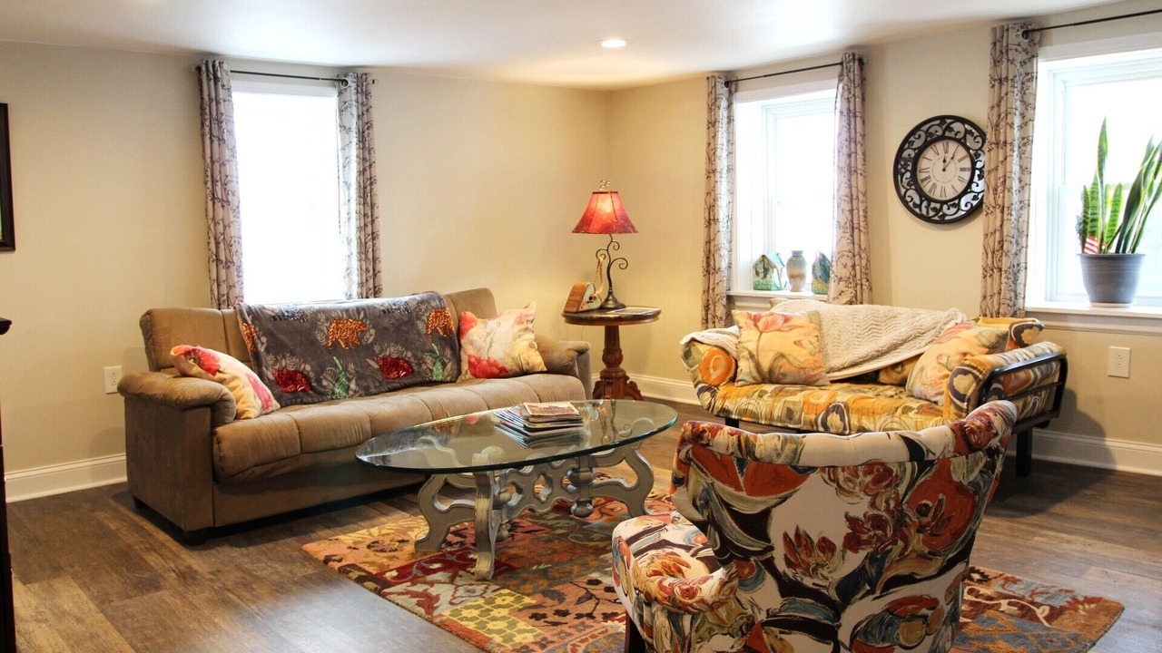Photo of Livingroom in Sharpsburg