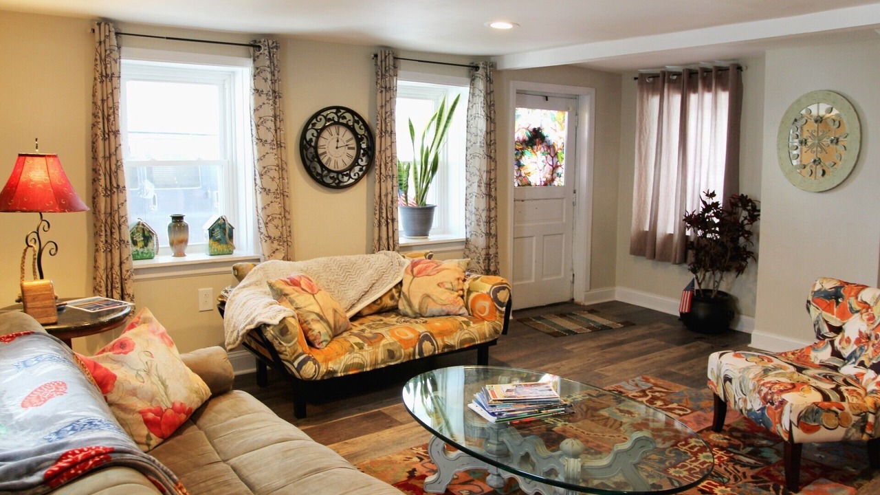 Photo of Livingroom in Sharpsburg