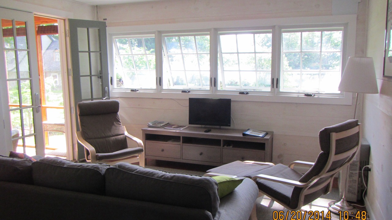 Photo of Livingroom in North Hero