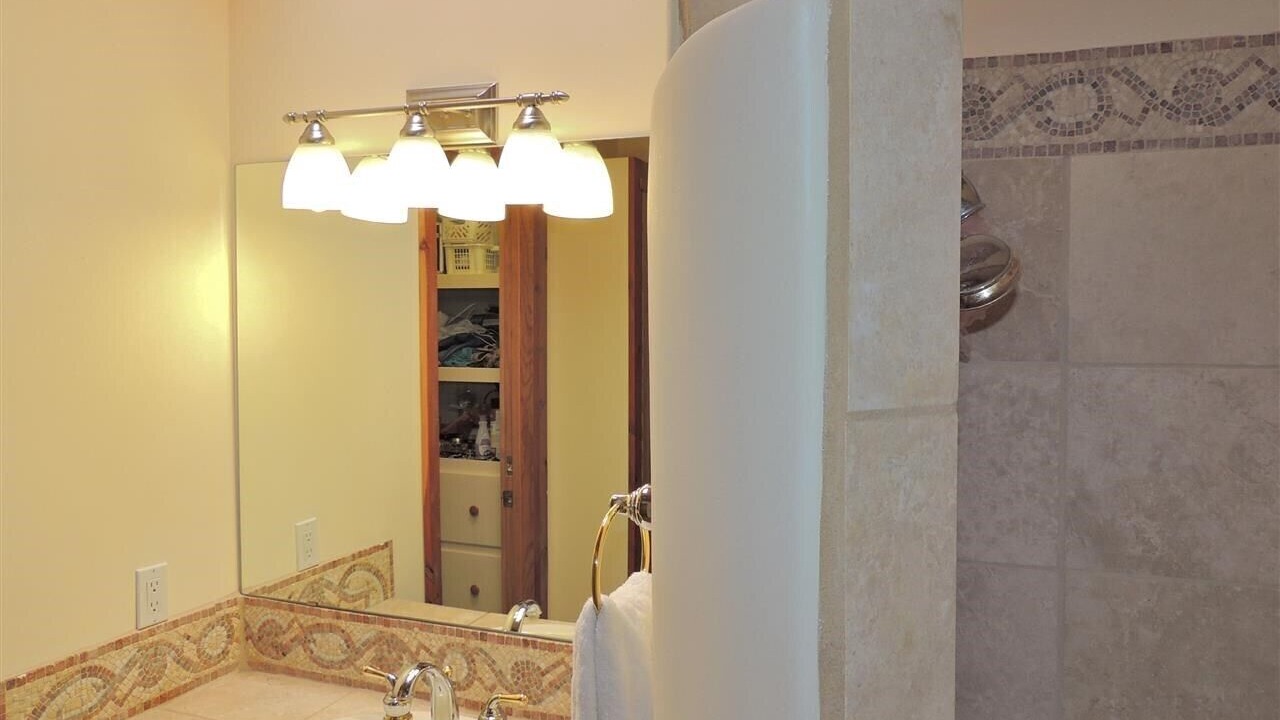 Photo of Bathroom in Pecos