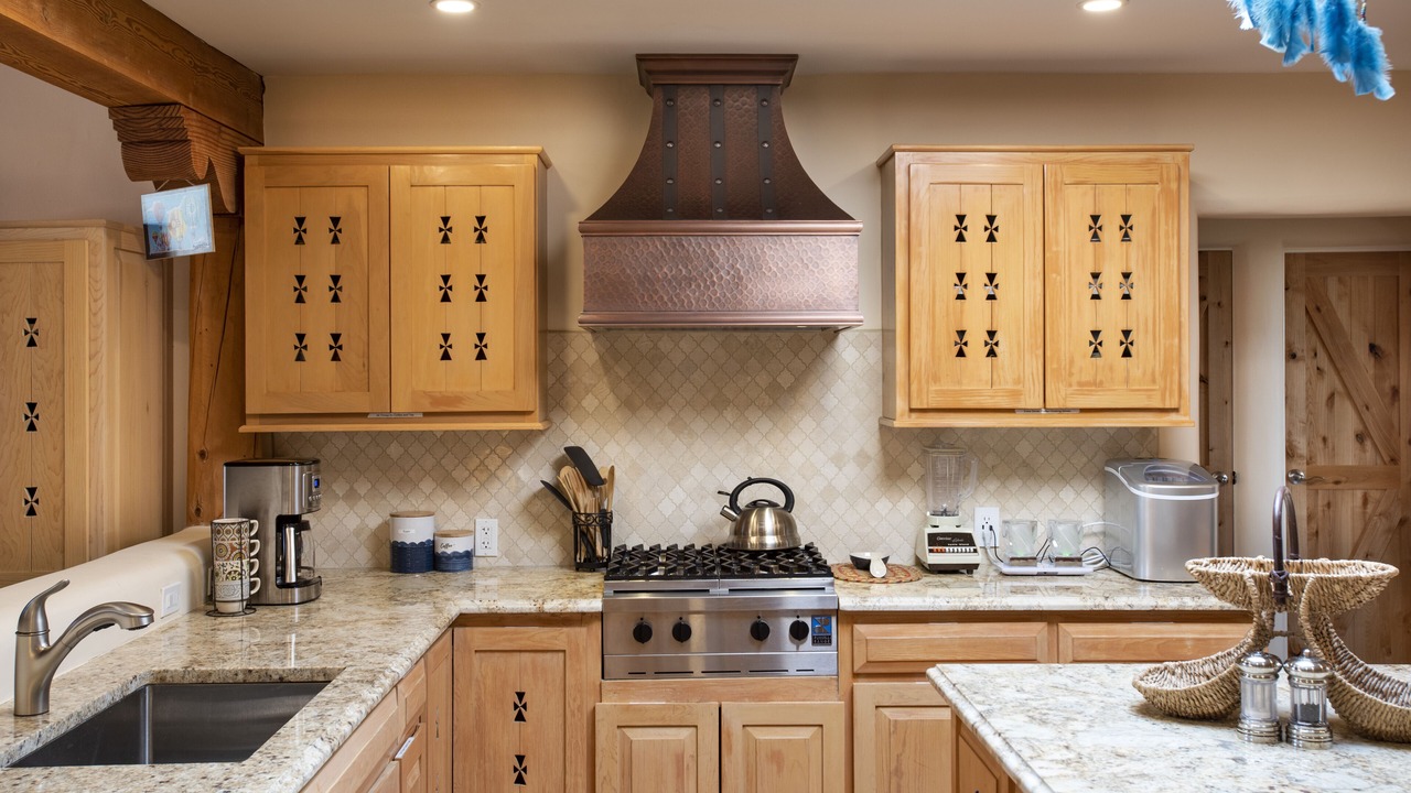 Photo of Kitchen in Northeast Santa Fe