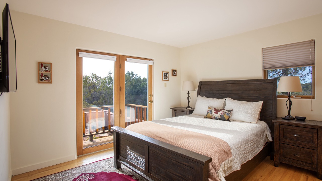 Photo of Bedroom in Northeast Santa Fe