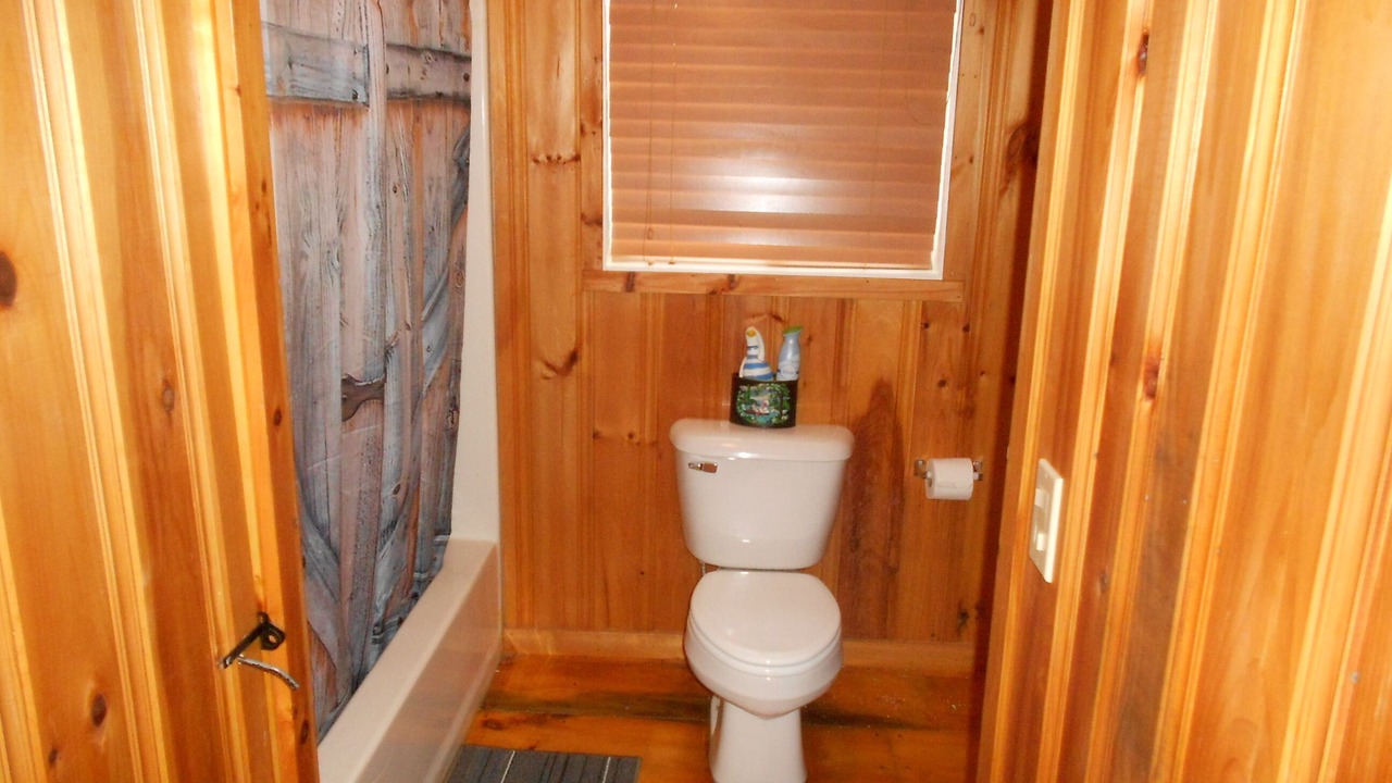 Photo of Bathroom in The Bays