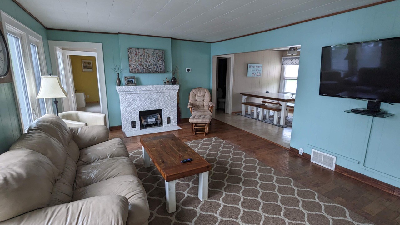 Photo of Livingroom in Pine River