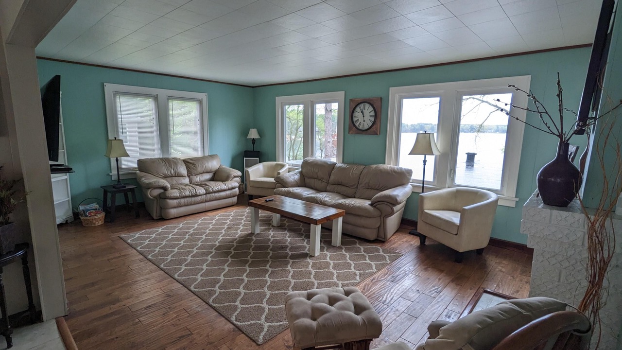 Photo of Livingroom in Pine River