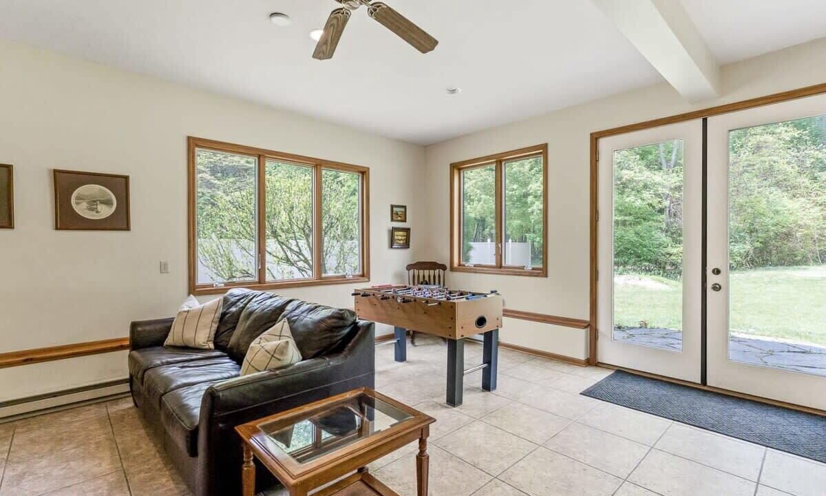 Photo of Outdoor in Kendall