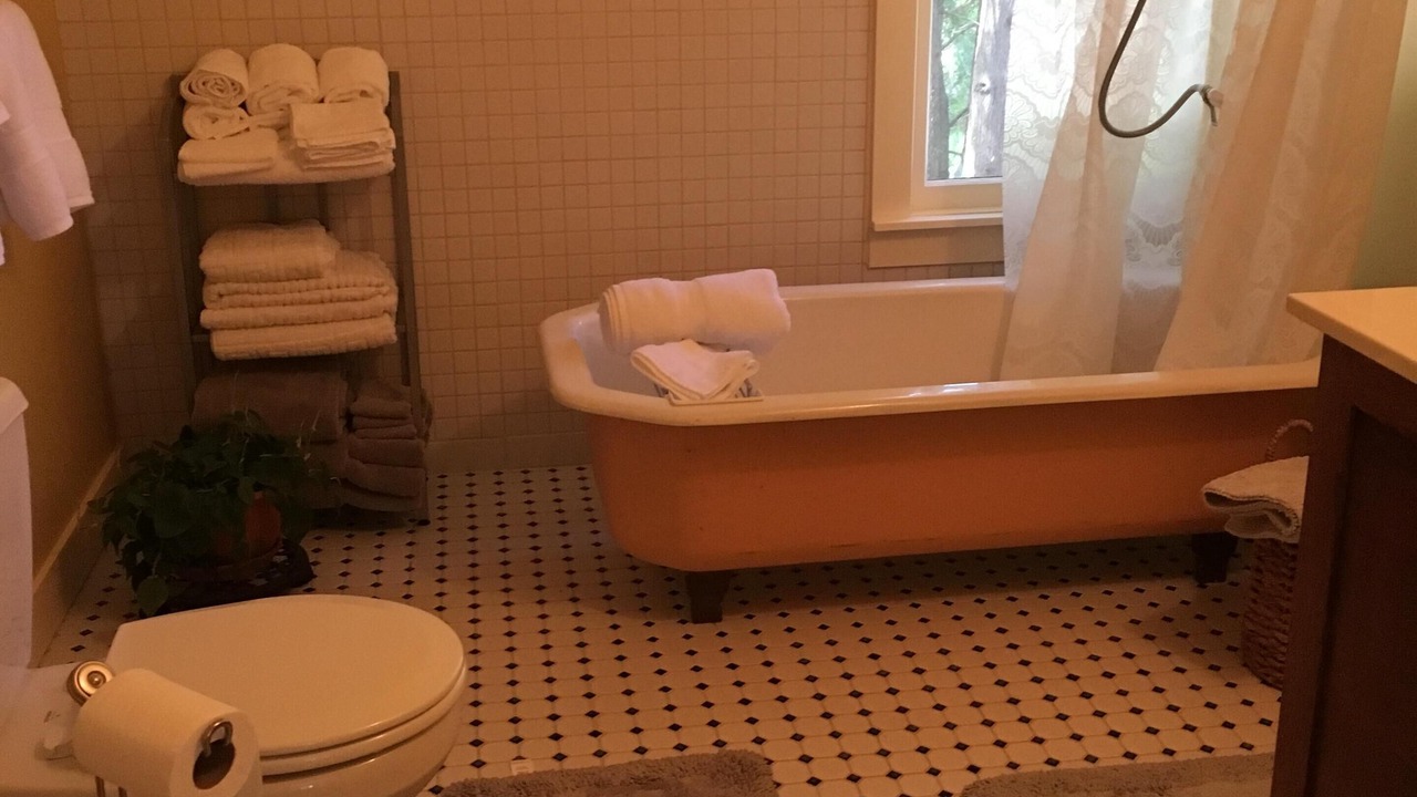 Photo of Bathroom in Spring Green
