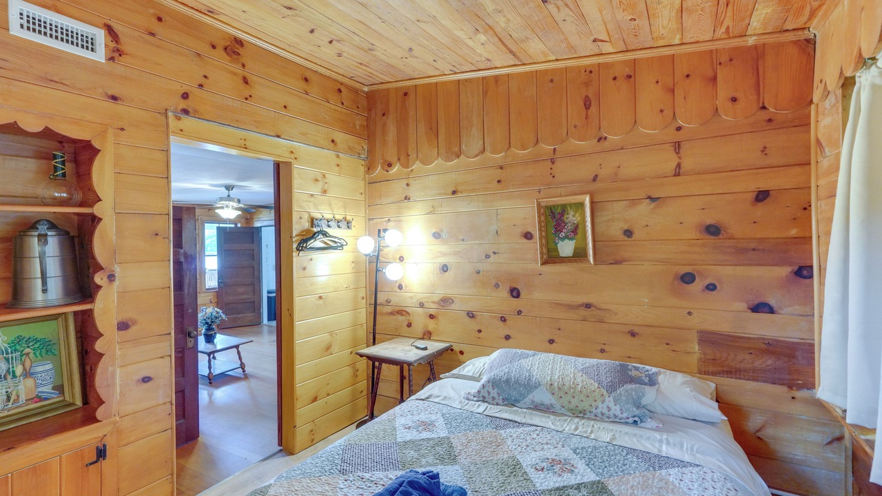 Photo of Bedroom in Great Barrington