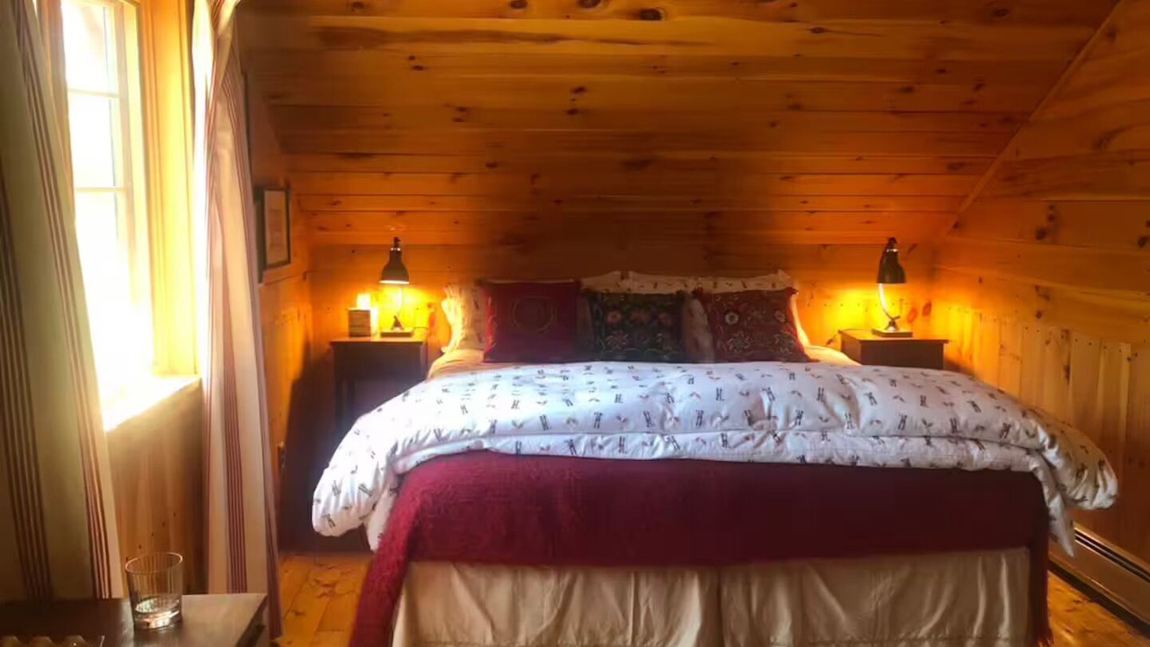 Photo of Bedroom in Montgomery Center