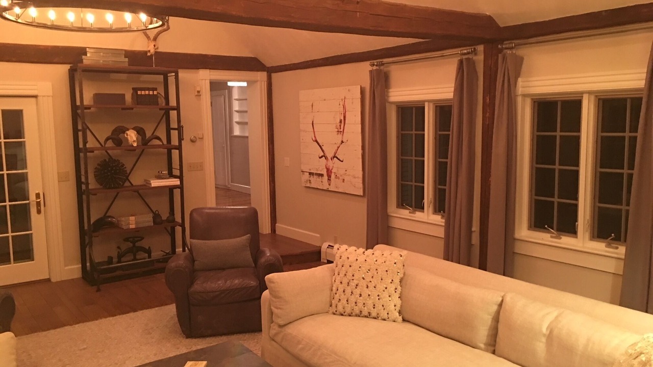Photo of Livingroom in Weston