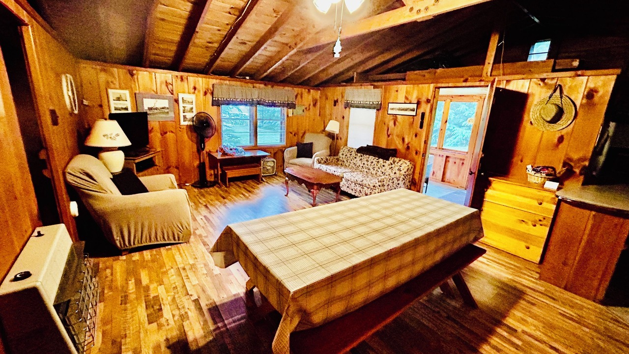 Photo of Bedroom in Melvin Village