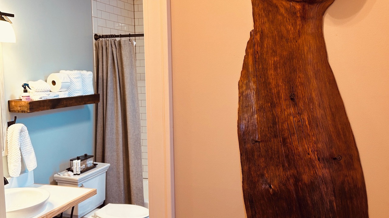 Photo of Bathroom in Biwabik